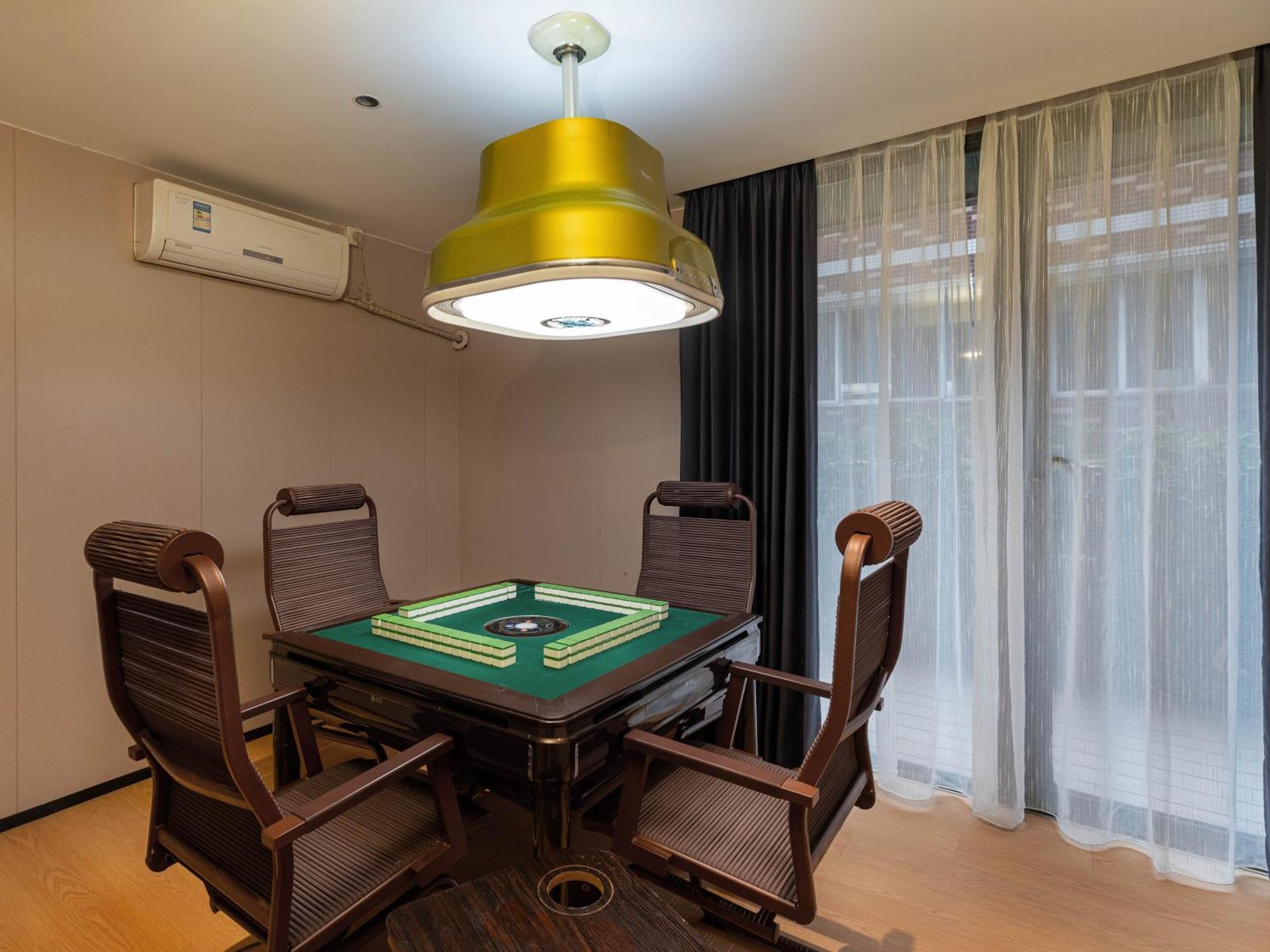 Lavande International Hotel Guangzhou Taikoo Hui Square Shipaiqiao Metro Station Branch - Free Shuttle Bus To Canton Fair Complex During Canton Fair Period & Free Vpn Internet Access Zewnętrze zdjęcie