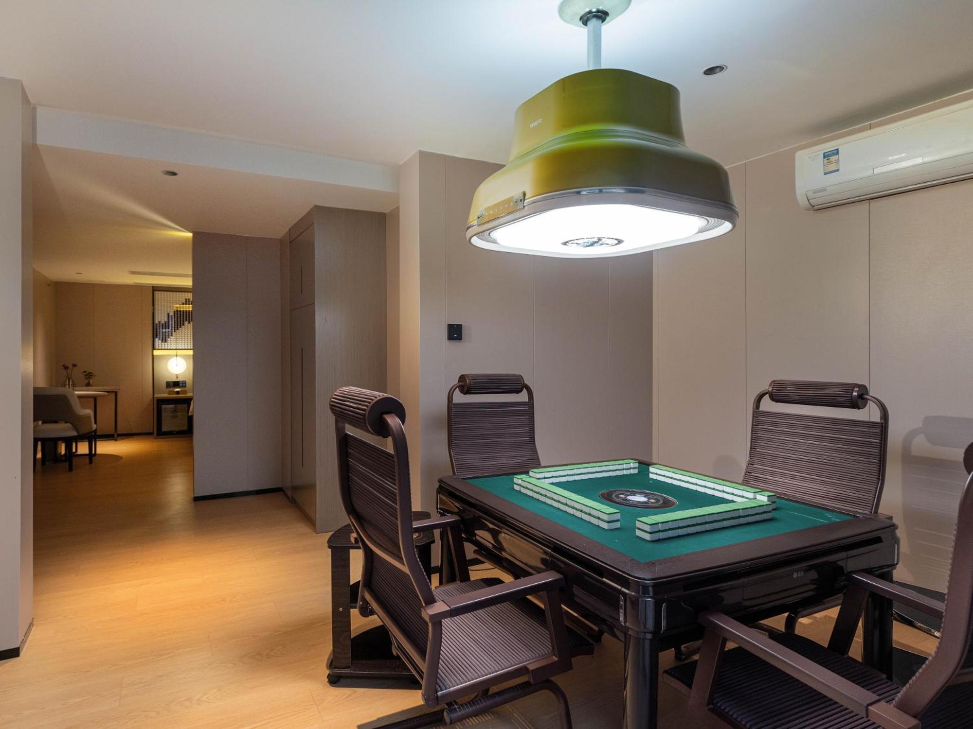 Lavande International Hotel Guangzhou Taikoo Hui Square Shipaiqiao Metro Station Branch - Free Shuttle Bus To Canton Fair Complex During Canton Fair Period & Free Vpn Internet Access Zewnętrze zdjęcie