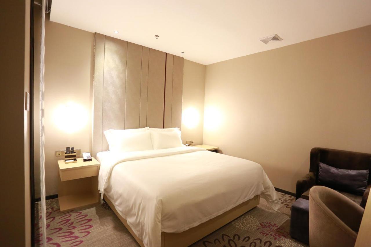 Lavande International Hotel Guangzhou Taikoo Hui Square Shipaiqiao Metro Station Branch - Free Shuttle Bus To Canton Fair Complex During Canton Fair Period & Free Vpn Internet Access Zewnętrze zdjęcie