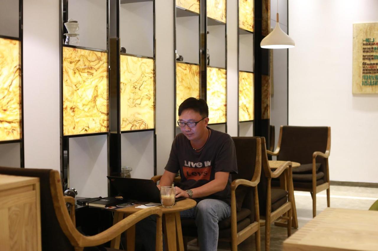 Lavande International Hotel Guangzhou Taikoo Hui Square Shipaiqiao Metro Station Branch - Free Shuttle Bus To Canton Fair Complex During Canton Fair Period & Free Vpn Internet Access Zewnętrze zdjęcie