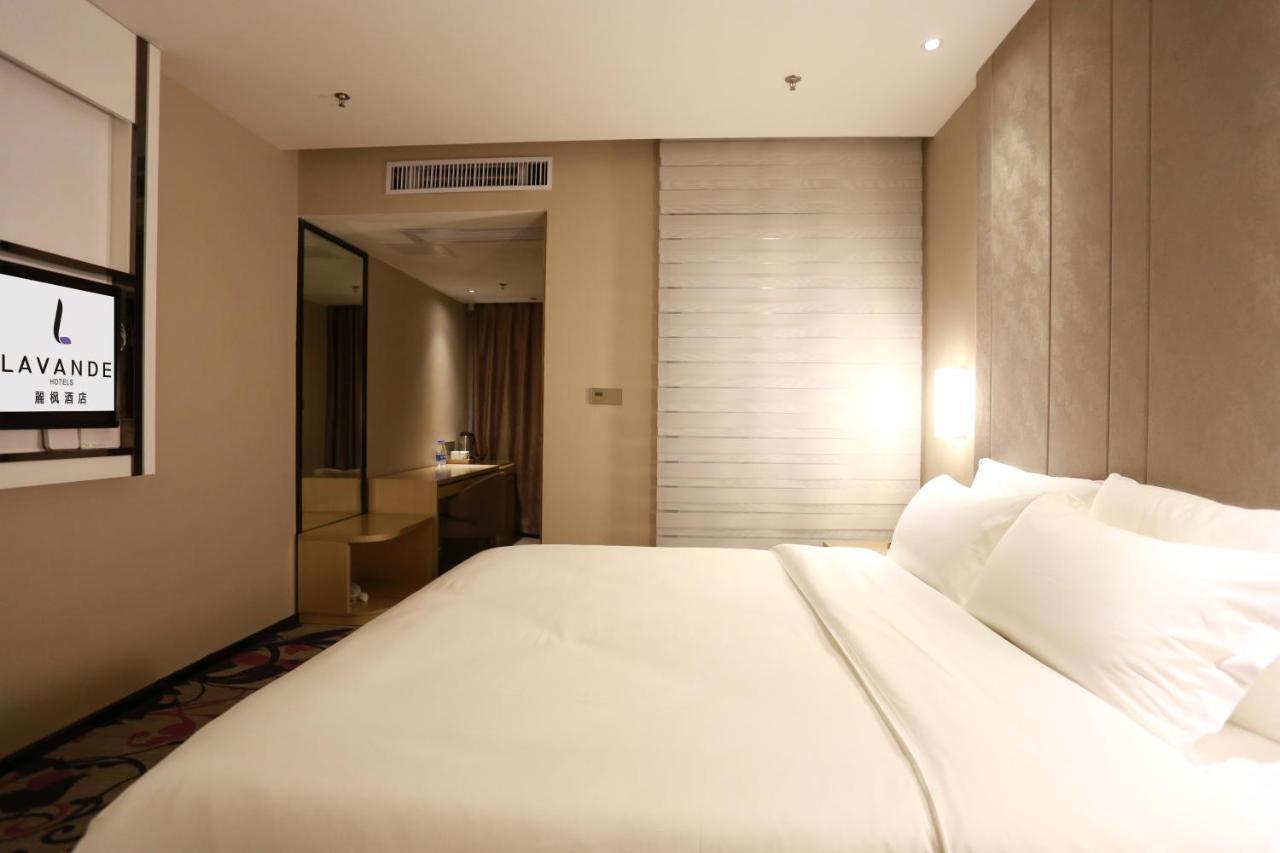 Lavande International Hotel Guangzhou Taikoo Hui Square Shipaiqiao Metro Station Branch - Free Shuttle Bus To Canton Fair Complex During Canton Fair Period & Free Vpn Internet Access Zewnętrze zdjęcie