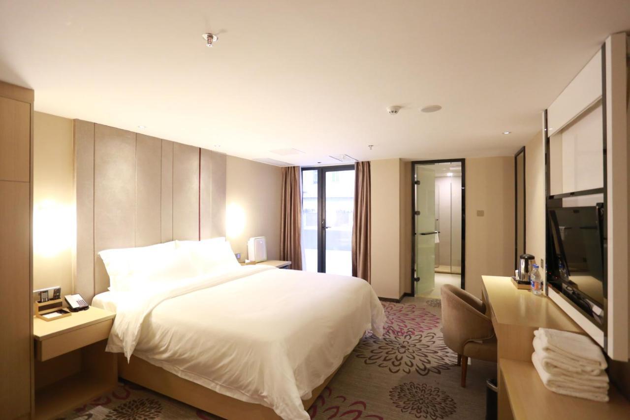 Lavande International Hotel Guangzhou Taikoo Hui Square Shipaiqiao Metro Station Branch - Free Shuttle Bus To Canton Fair Complex During Canton Fair Period & Free Vpn Internet Access Zewnętrze zdjęcie