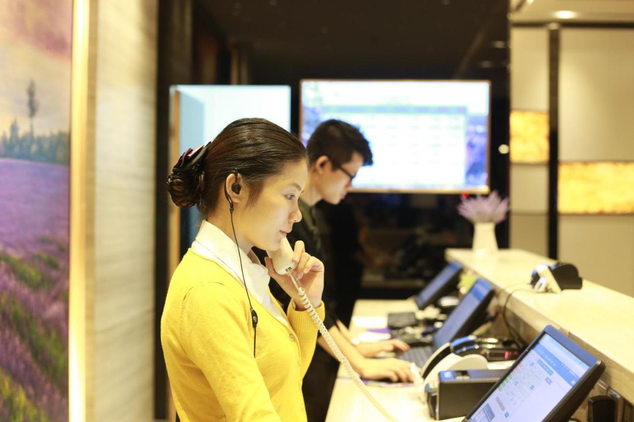 Lavande International Hotel Guangzhou Taikoo Hui Square Shipaiqiao Metro Station Branch - Free Shuttle Bus To Canton Fair Complex During Canton Fair Period & Free Vpn Internet Access Zewnętrze zdjęcie